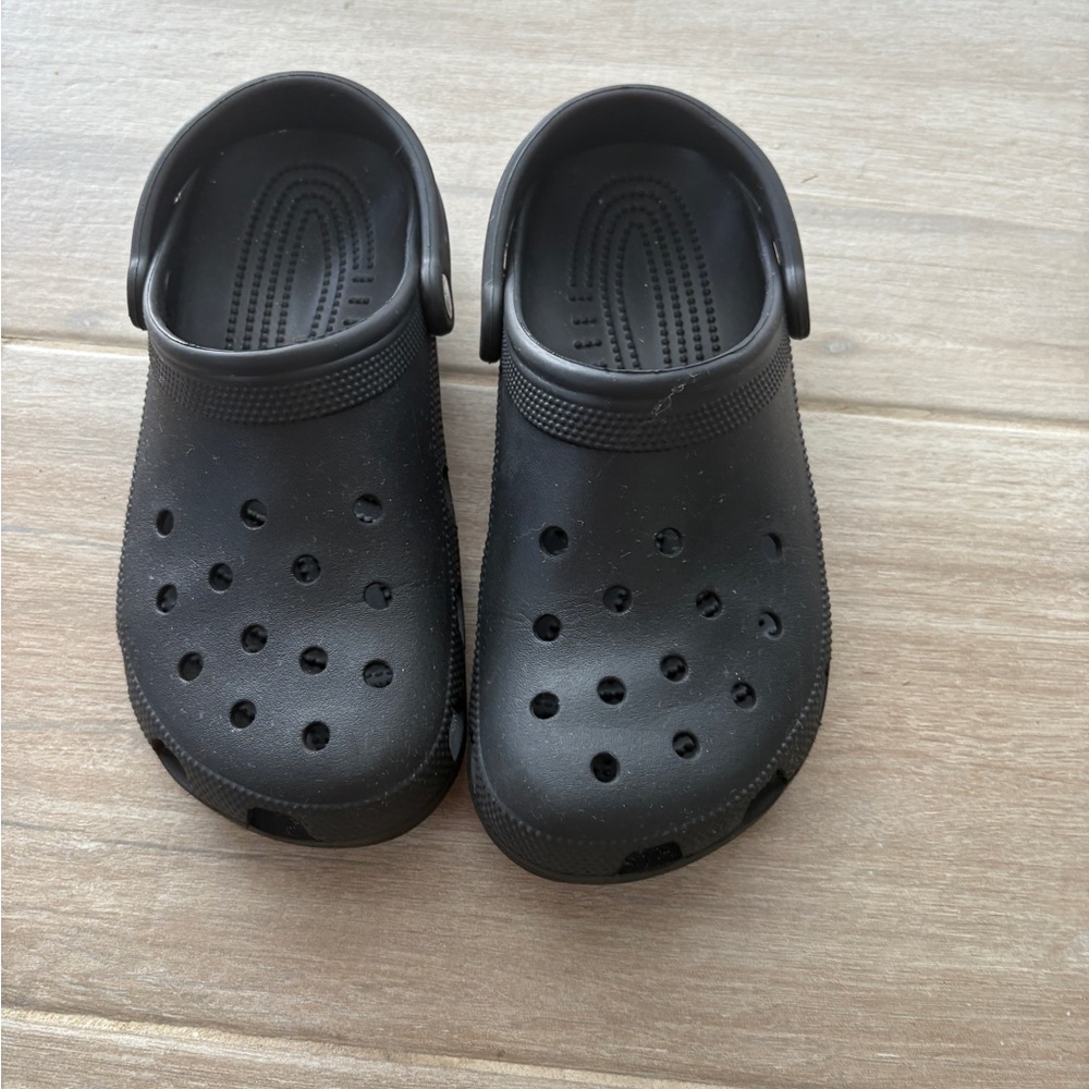 CROCS men’s woman’s clog slide  Black m8 w10